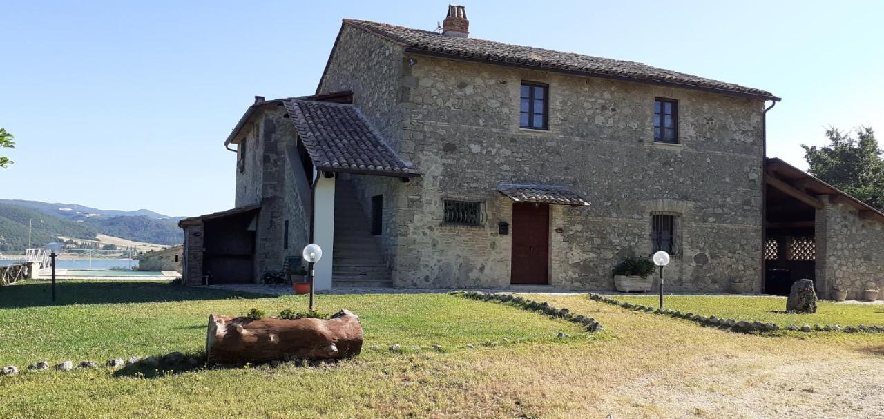 Casale Al Lago Con Piscina E Sauna Corbara  Εξωτερικό φωτογραφία