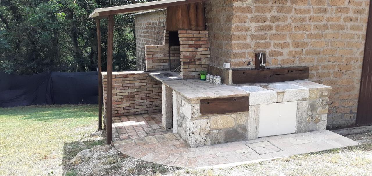 Casale Al Lago Con Piscina E Sauna Corbara  Εξωτερικό φωτογραφία